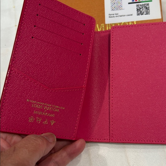 💝PASSPORT CASE💝 - Picture 2 of 2